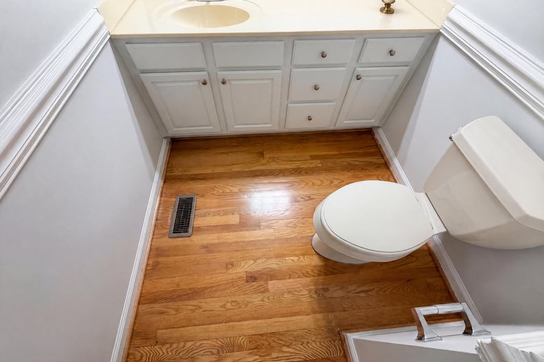 Photo 6 of 18 of 729 E Ivy Valley Dr, Fuquay Varina, NC