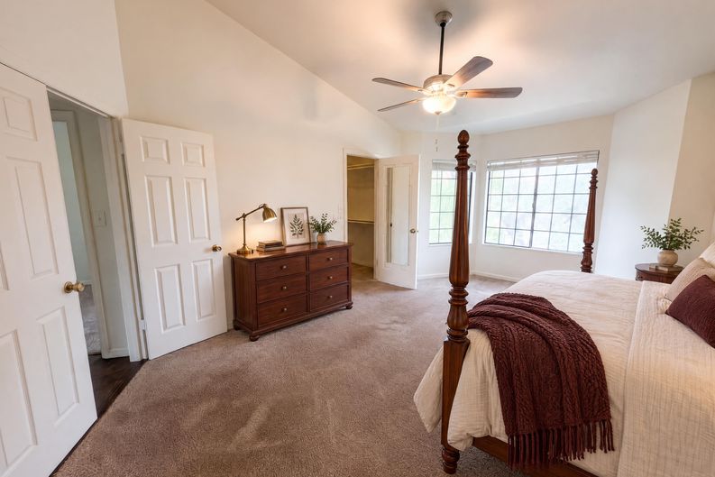 Photo 4 of 26 of 5230 E Brown Rd, Mesa, AZ