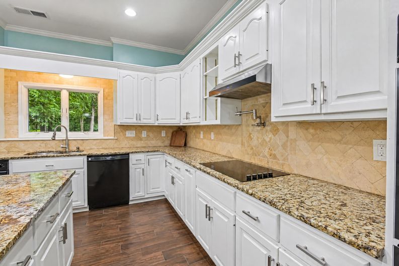Photo 21 of 79 of 2077 Coolidge Way NW, Acworth, GA