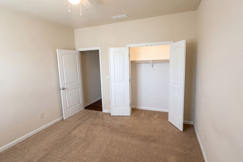 Photo 13 of 39 of 8496 Glenview St, Douglasville, GA