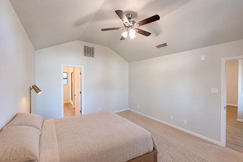 Photo 8 of 19 of 2812 Beverly Dr, Denton, TX