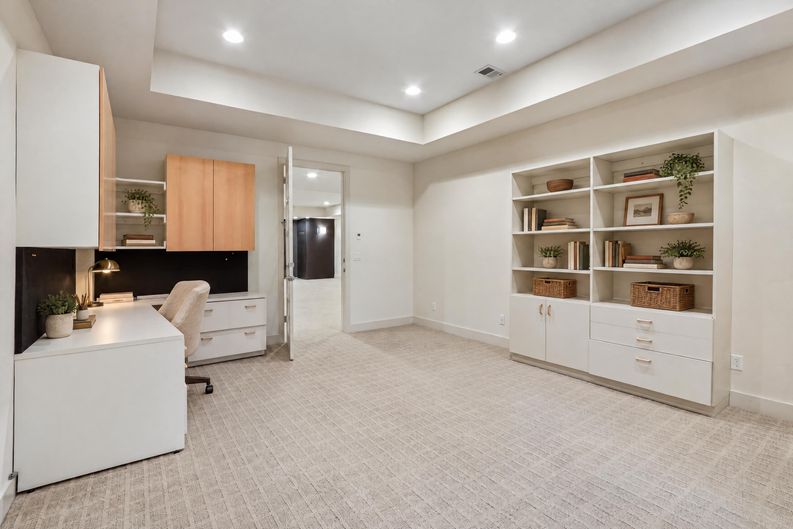Photo 32 of 49 of 4986 S Fillmore Ct, Englewood, CO