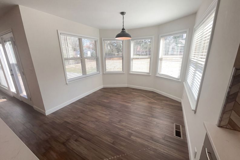 Photo 15 of 37 of 2770 Burtz Dr, Marietta, GA