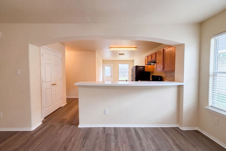 Photo 6 of 16 of 4126 Mt Everest Way, Katy, TX