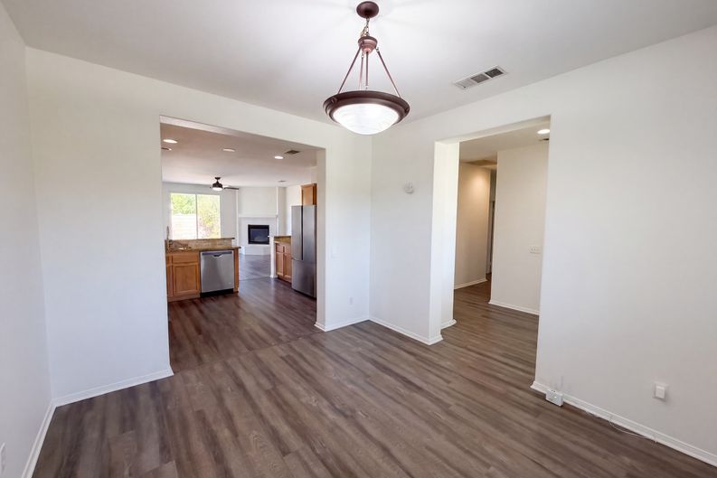 Photo 8 of 32 of 38129 Floricita St, Murrieta, CA
