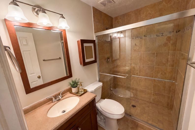 Photo 29 of 50 of 1800 Ivy Stone Ct, Buford, GA