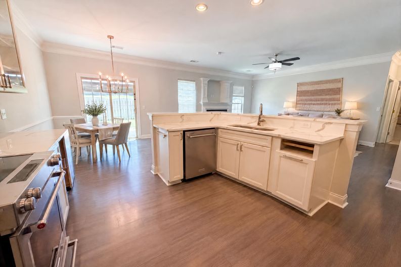 Photo 8 of 26 of 301 Cypresshill Ct, Simpsonville, SC