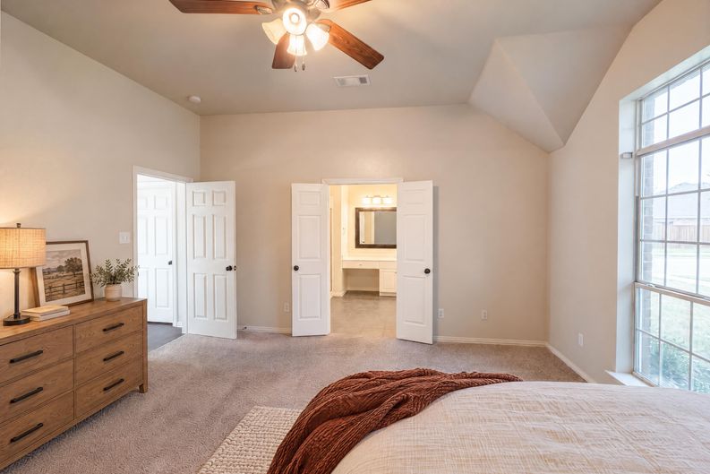 Photo 4 of 17 of 1441 Forest Oaks Ct, Frisco, TX
