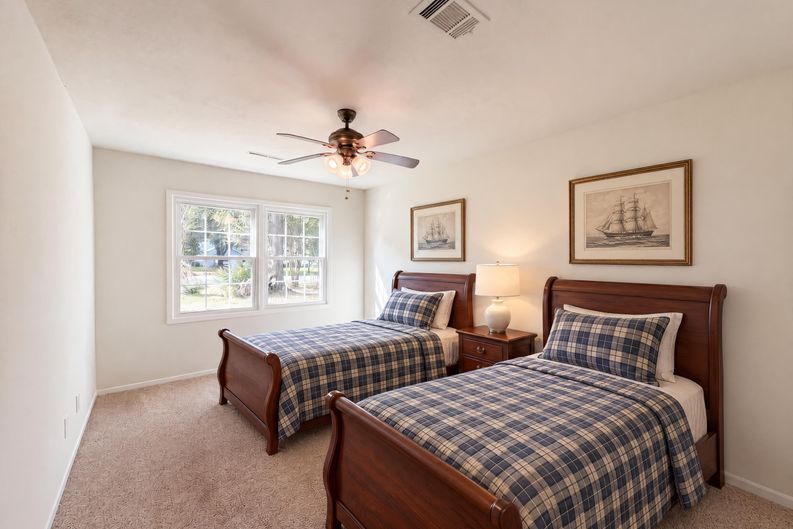 Photo 11 of 19 of 1119 Coe Rd, Pinehurst, TX