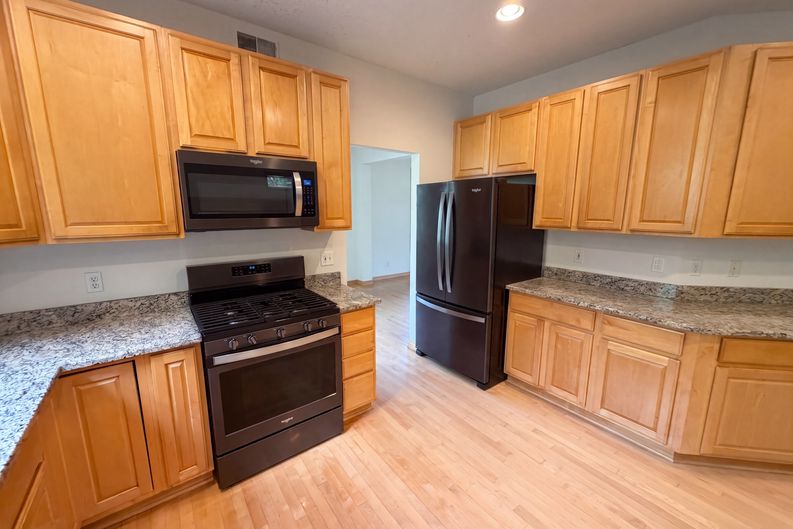 Photo 6 of 36 of 1012 Delano Ct, Stillwater, MN