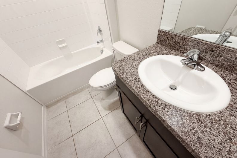 Photo 10 of 42 of 11849 Blackeyed Susan Dr, Riverview, FL