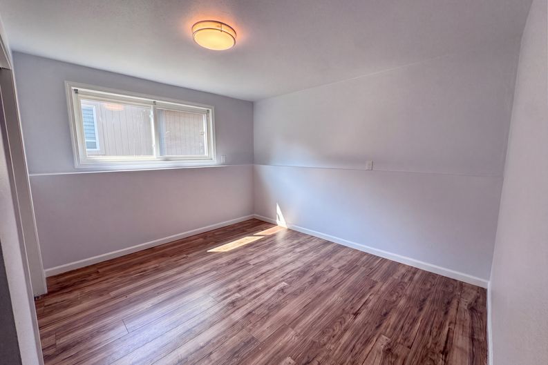 Photo 5 of 21 of 422 116th Pl SW, Everett, WA