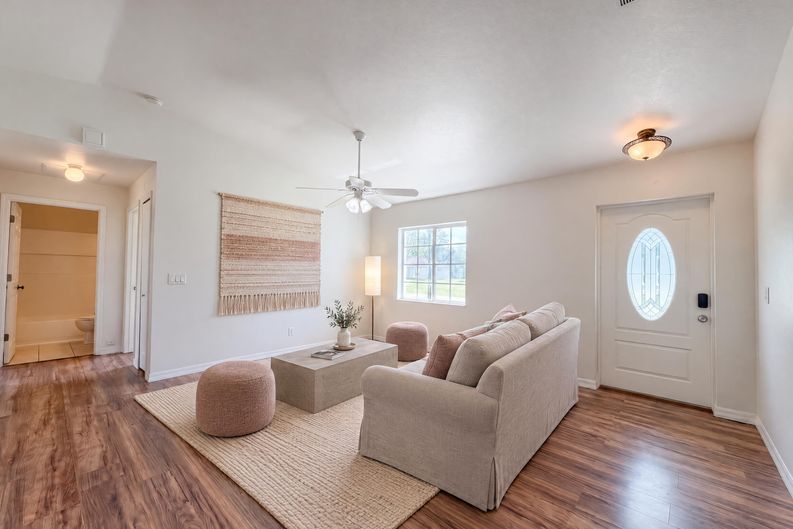 Photo 8 of 21 of 1505 Rival Ter, North Port, FL
