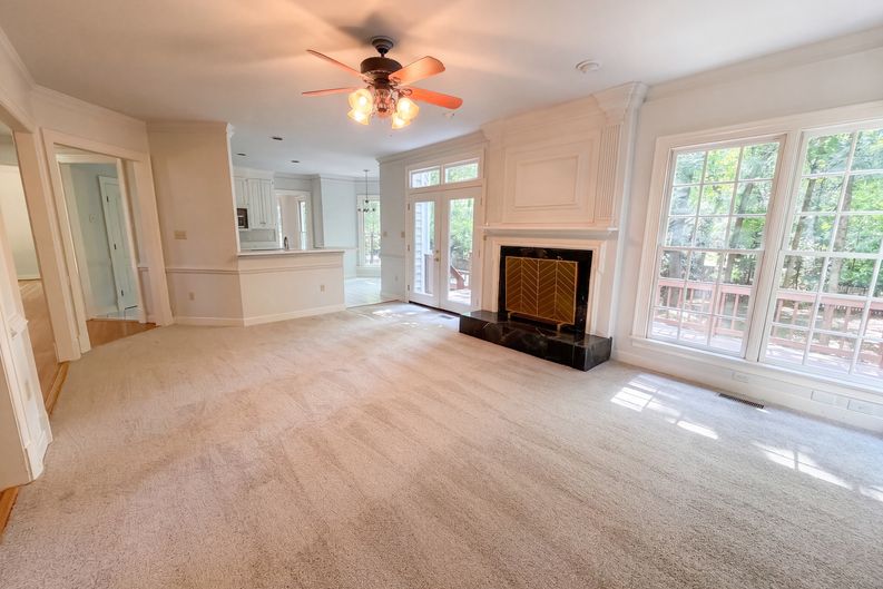 Photo 11 of 29 of 5806 Fox Briar Way, Midlothian, VA
