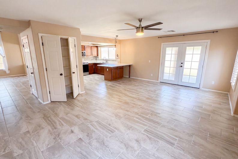 Photo 16 of 44 of 15652 W Calavar Rd, Surprise, AZ