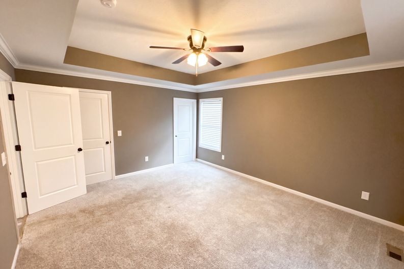 Photo 21 of 34 of 2704 Brent Cir, Cornersville, TN