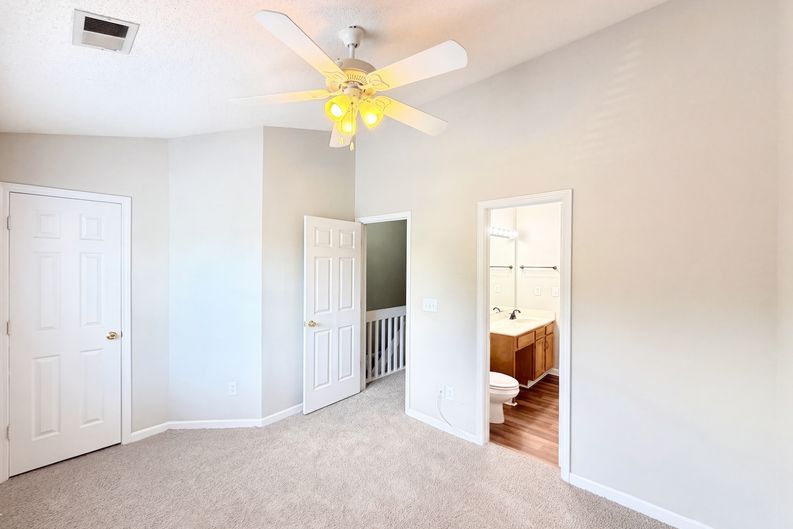 Photo 11 of 16 of 12605 Tucker Crossing Ln, Charlotte, NC