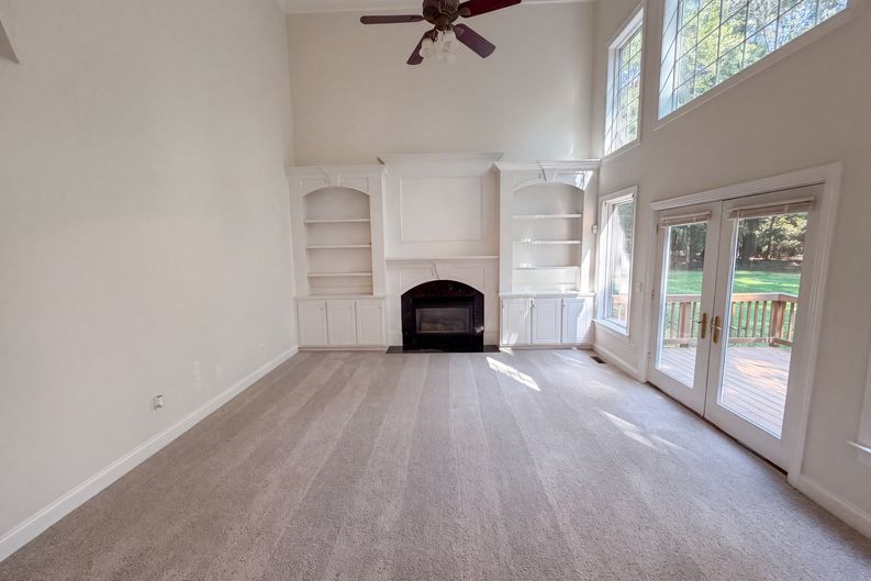 Photo 9 of 33 of 10124 Windtree Ln, Charlotte, NC
