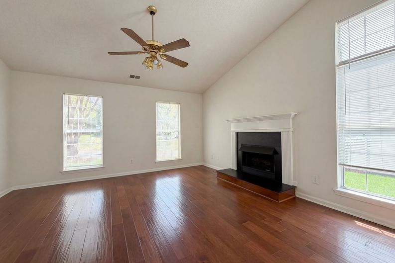 Photo 13 of 16 of 12525 Panthersville Dr, Charlotte, NC