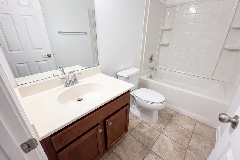 Photo 16 of 31 of 3127 Madsen St, Hayward, CA