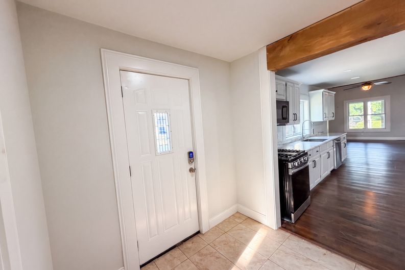 Photo 11 of 14 of 114 S Pleasant St, Milroy, IN