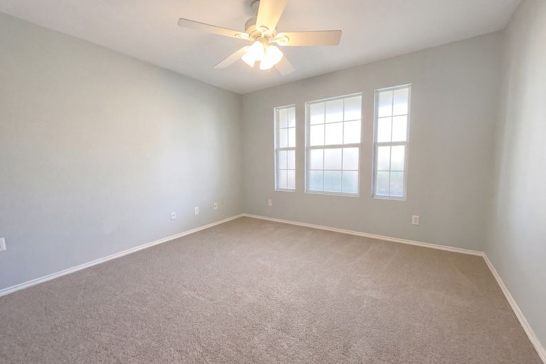 Photo 12 of 16 of 20503 Liatris Ln, San Antonio, TX
