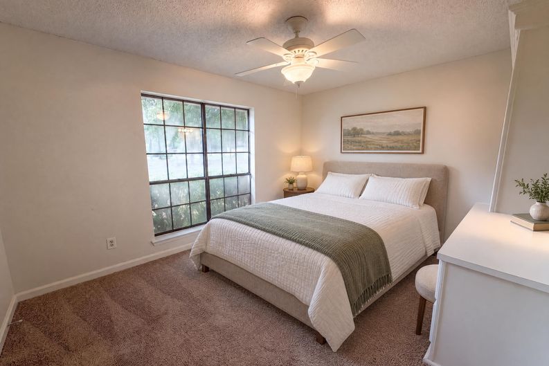 Photo 11 of 22 of 203 Frost Creek Ave, Groesbeck, TX