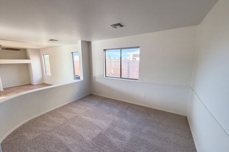 Photo 18 of 51 of 25583 W Pioneer St, Buckeye, AZ