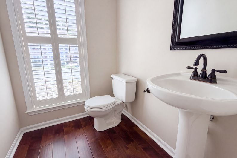 Photo 16 of 21 of 7744 Epping Forest Dr, Huntersville, NC