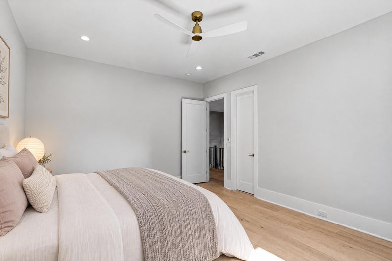 Photo 34 of 70 of 205 Shady Grove Ln, Alpharetta, GA