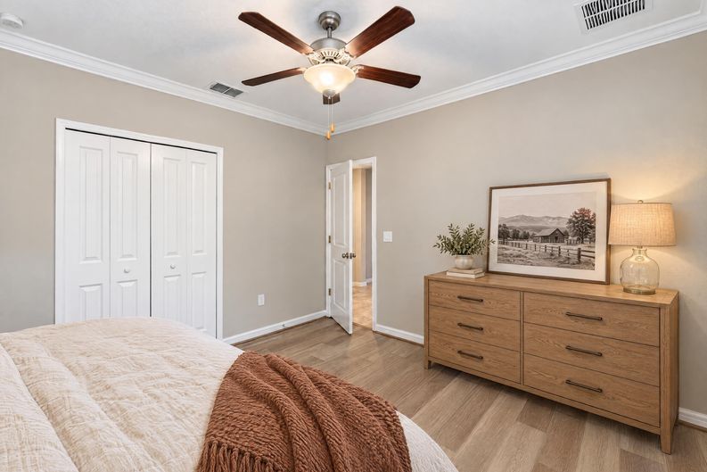 Photo 10 of 43 of 6103 Horse Mill Pl, Palmetto, FL