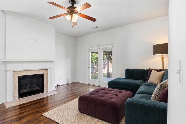 Photo 10 of 36 of 272 Shaw Dr, Acworth, GA