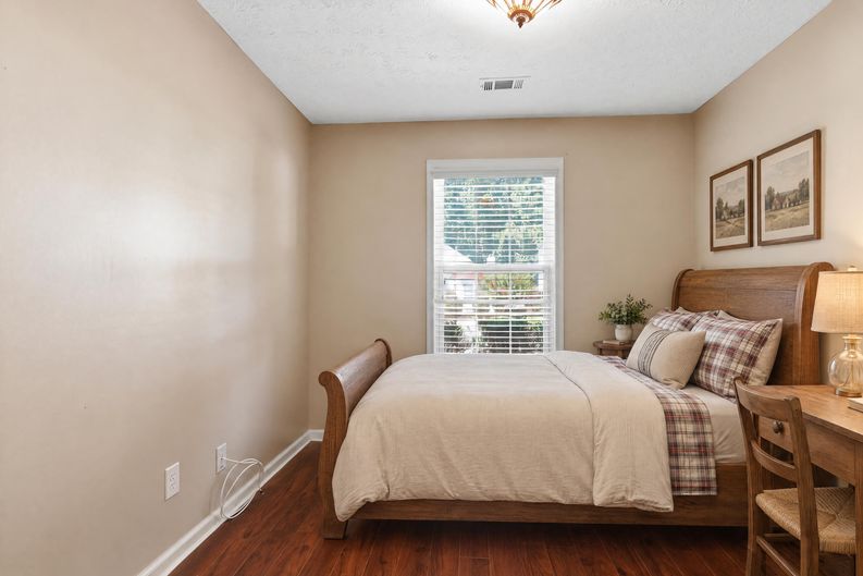 Photo 12 of 23 of 1148 Britley Park Ln, Woodstock, GA