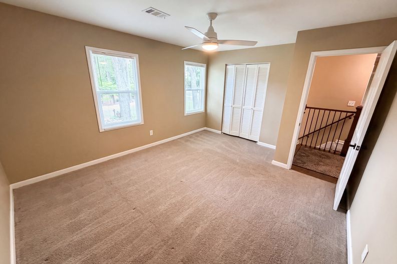 Photo 19 of 38 of 1772 Huntingford Dr, Marietta, GA