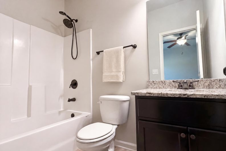 Photo 20 of 47 of 2144 Airline Rd, McDonough, GA