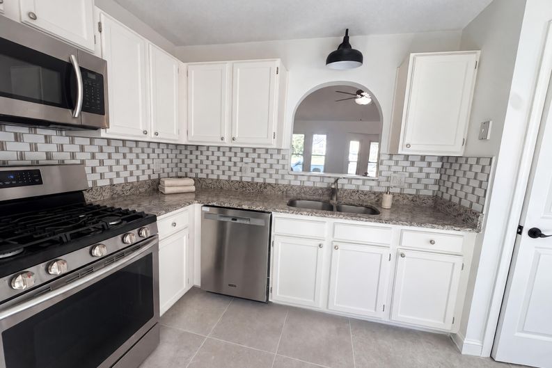 Photo 7 of 27 of 3313 Goodell Rd, Acworth, GA