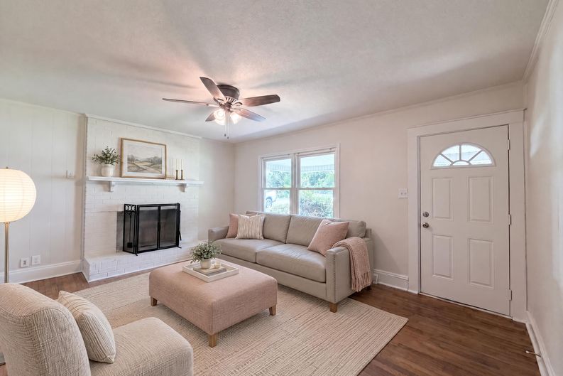 Photo 6 of 16 of 206 Lilly St, Cherryville, NC