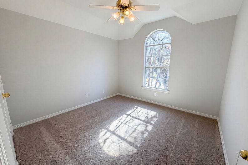 Photo 30 of 34 of 1412 Spring Ridge Ln, Flower Mound, TX