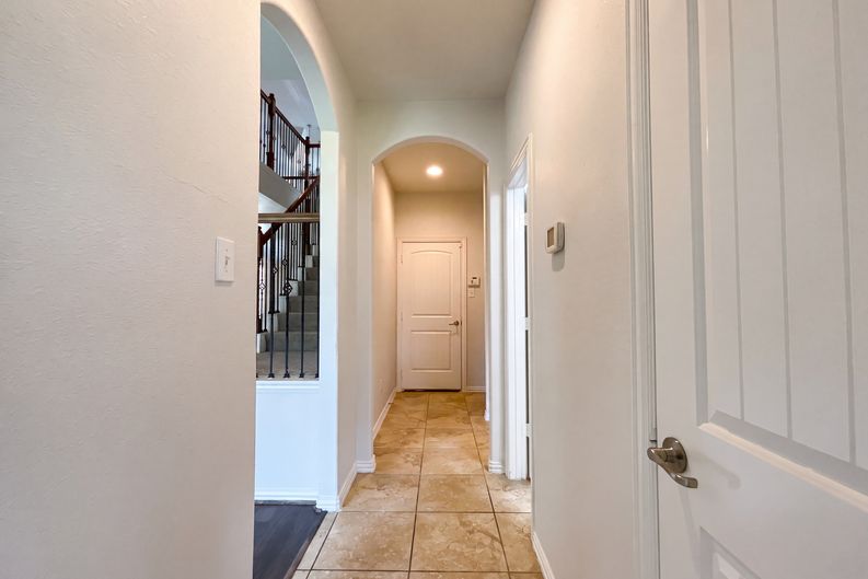 Photo 13 of 22 of 17118 Jetton Park Ln, Humble, TX