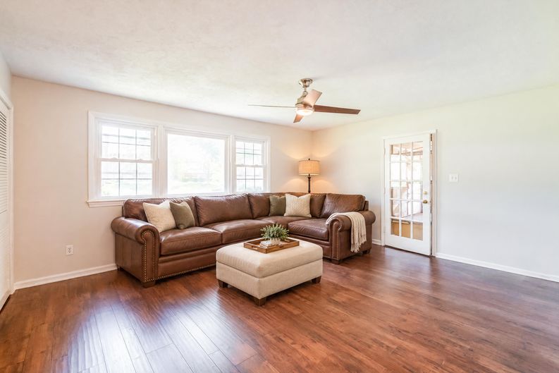 Photo 14 of 23 of 9206 Peabody St, Manassas, VA