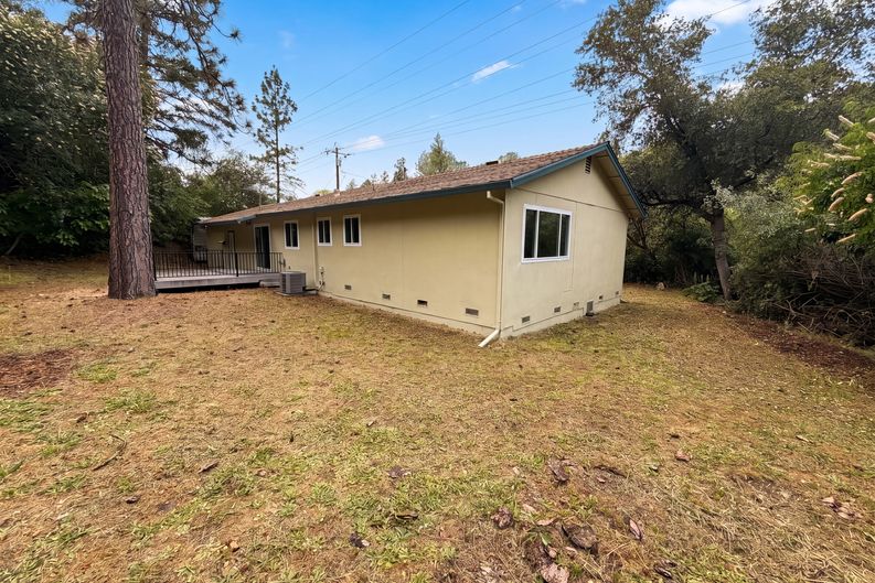 Photo 22 of 30 of 862 Grice Ln, Placerville, CA