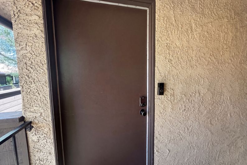 Photo 8 of 17 of 7300 Corbin Ave, Reseda, CA
