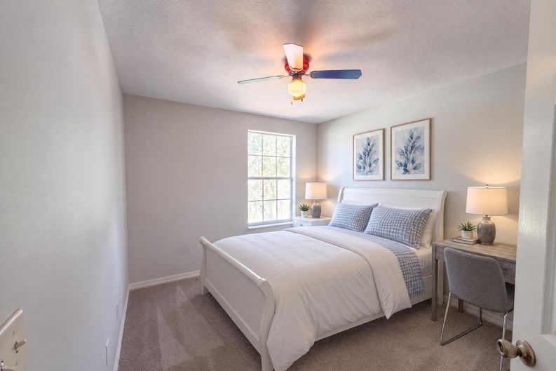 Photo 13 of 18 of 1021 Dekleva Dr, Apopka, FL