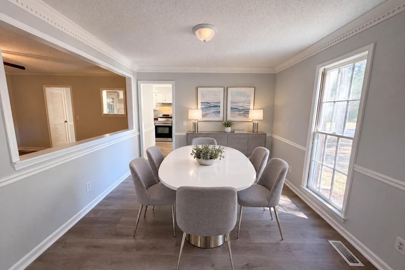 Photo 8 of 20 of 136 Cressfell Rd, Irmo, SC