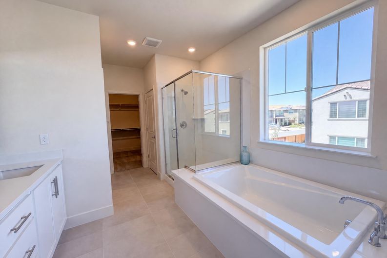 Photo 37 of 49 of 5699 Kusnick Ave, Tracy, CA