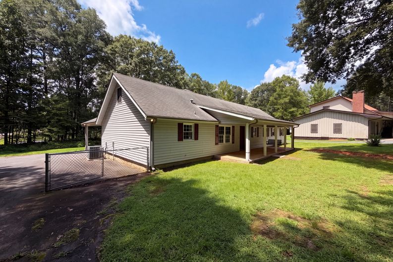 Photo 23 of 34 of 2310 McEachern School Rd, Powder Springs, GA