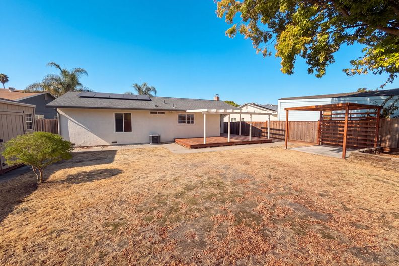 Photo 16 of 17 of 112 Aster Ct, Hercules, CA