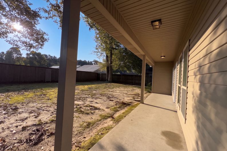Photo 16 of 17 of 42318 Broadwalk Ave, Hammond, LA