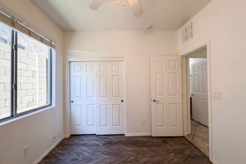 Photo 4 of 25 of 38034 N Hudson Trl, Anthem, AZ