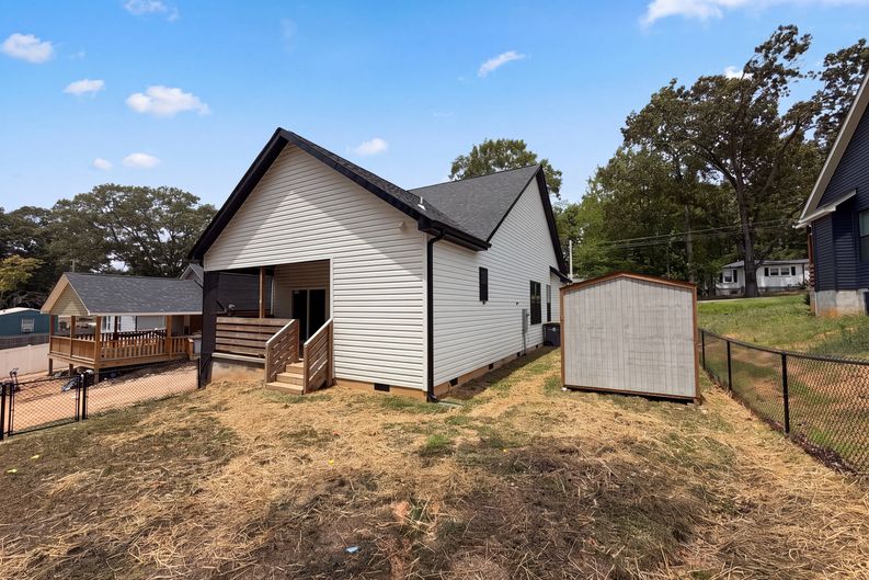 Photo 18 of 20 of 490 E 22nd St, Kannapolis, NC